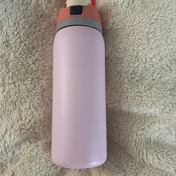 Owala Pink Water Bottle 32 oz - Picture 3 of 5